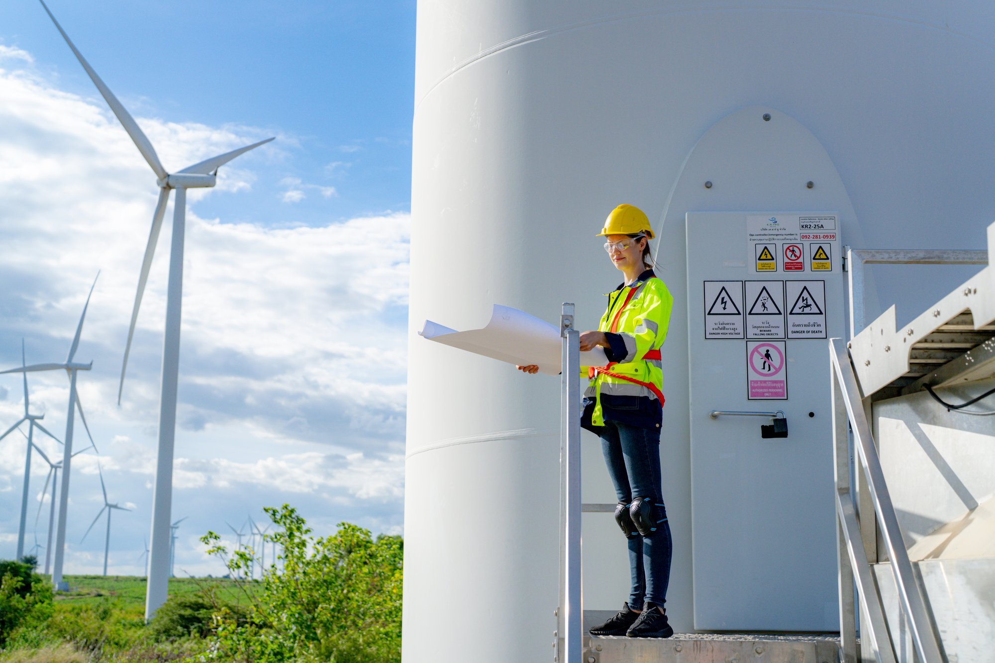 4 a-wind-turbine-electricity-wind-generator-2023-11-27-04-53-51-utc